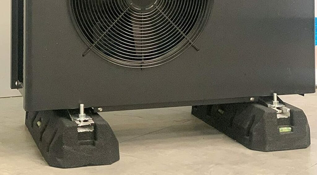 Caisson d'isolation climatisation extérieur : Devis sur Techni-Contact -  Cloison antibruit en forme de caisson pour climatiseur ou pompe à chaleur.